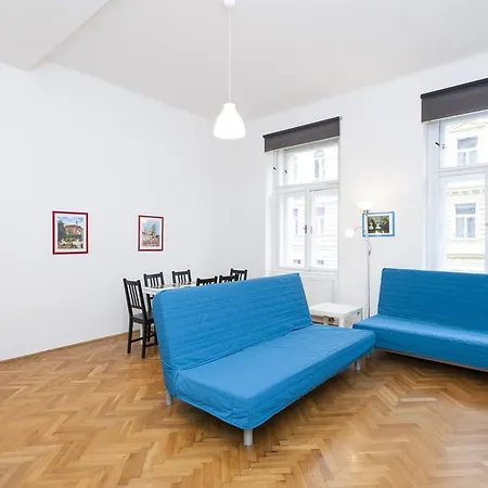 Apartment V Lesicku 8 Prague